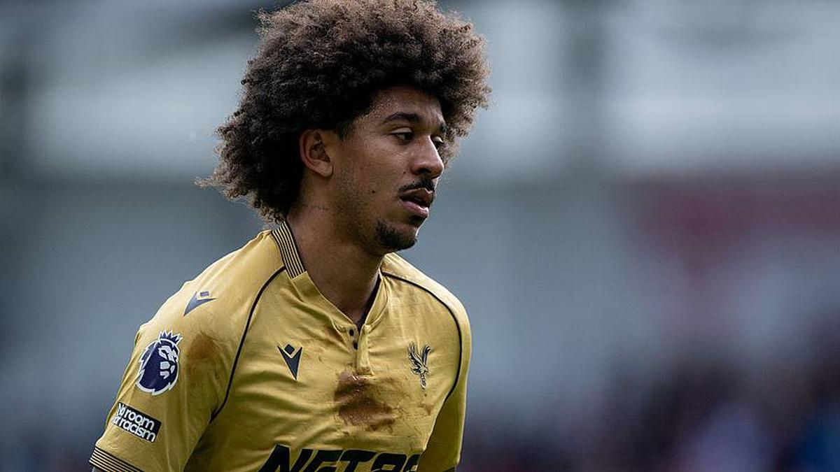  Chris Richards is chasing silverware with Crystal Palace. | Sebastian Frej/Getty Images 