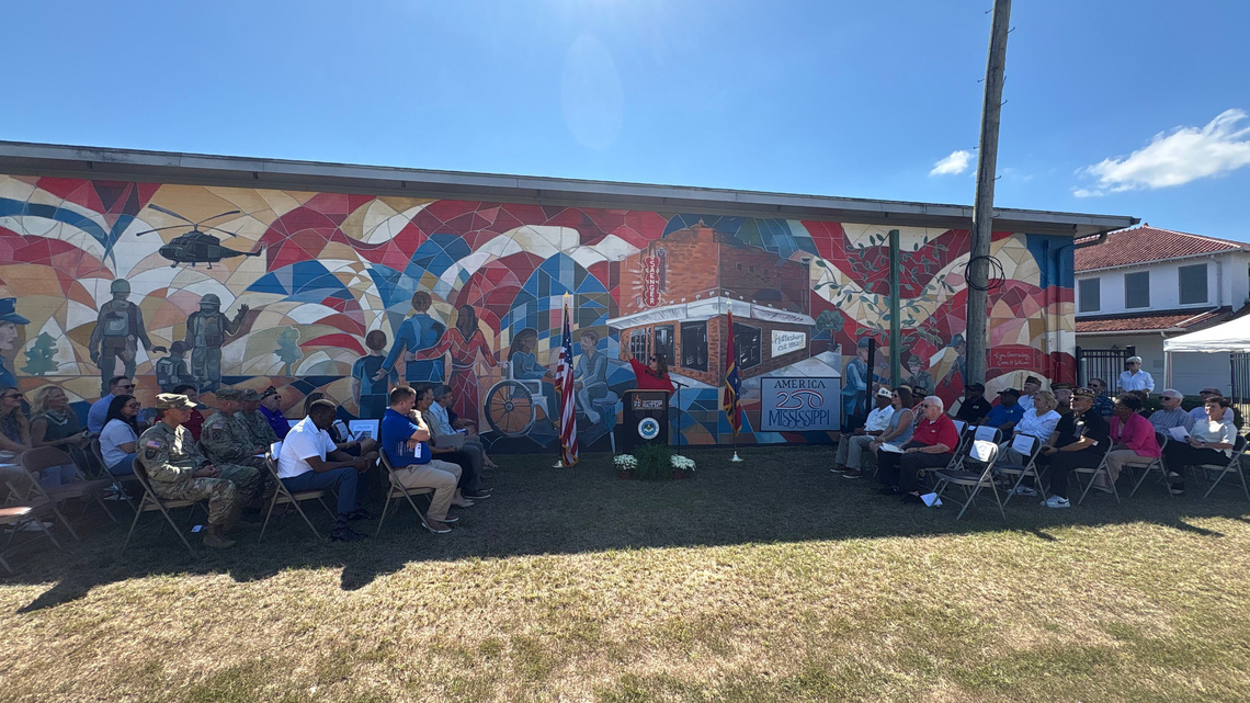 Hattiesburg's 71st large-scale mural pays tribute to veterans, community