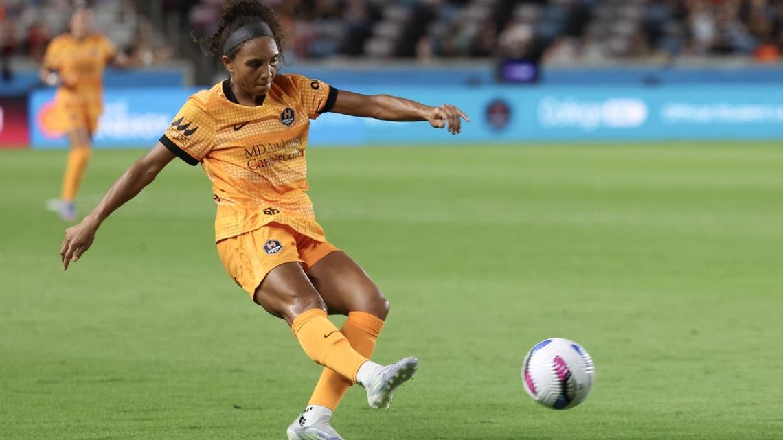 Summit acquire Yazmeen Ryan, Delanie Sheehan from Dash