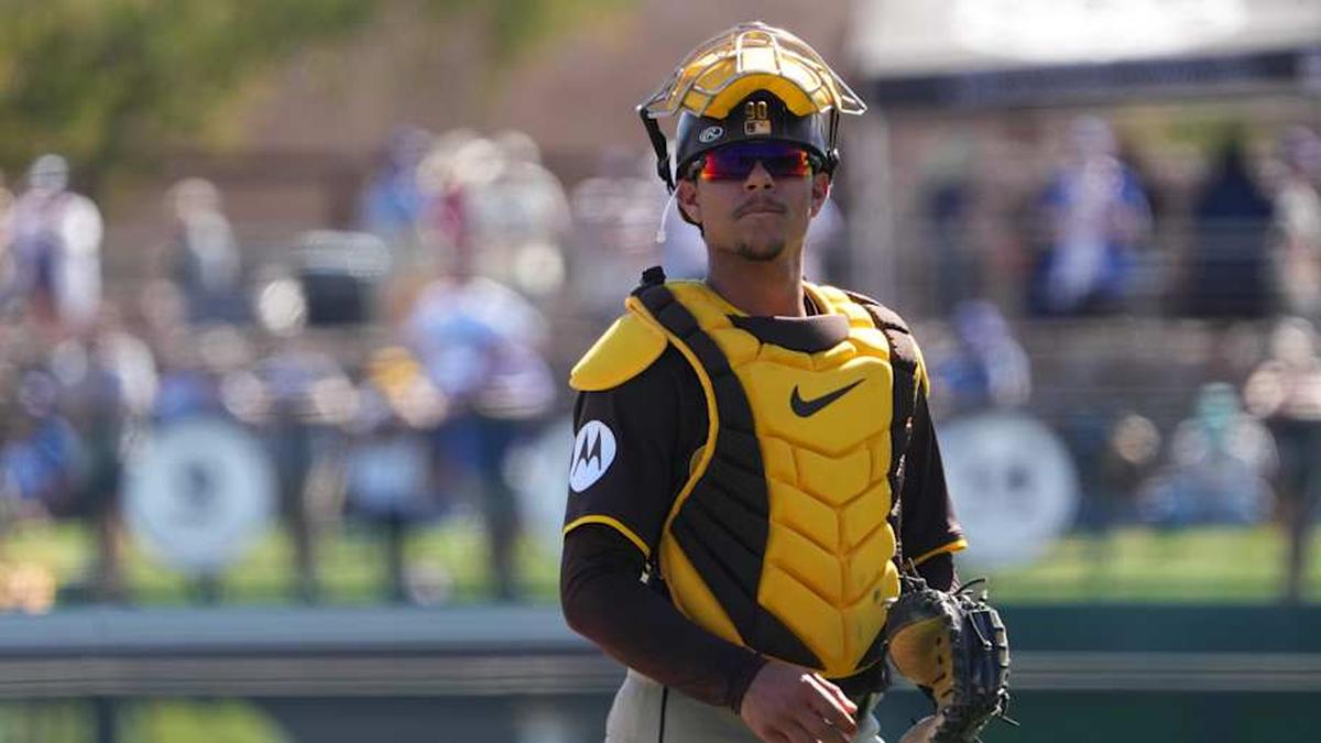  Feb 23, 2025; Phoenix, Arizona, USA; San Diego Padres catcher Ethan Salas (90) looks on against the Los Angeles Dodgers during the second inning at Camelback Ranch-Glendale. | Joe Camporeale-Imagn Images 