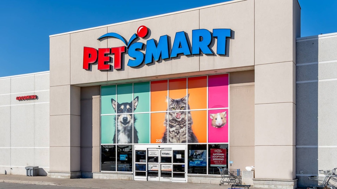 Snakes, Spiders and Costumed Pets Are Taking Over PetSmart for Free Halloween Events 