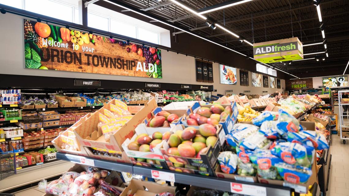 9 Items To Buy From Aldi's Produce Section and 6 To Skip 