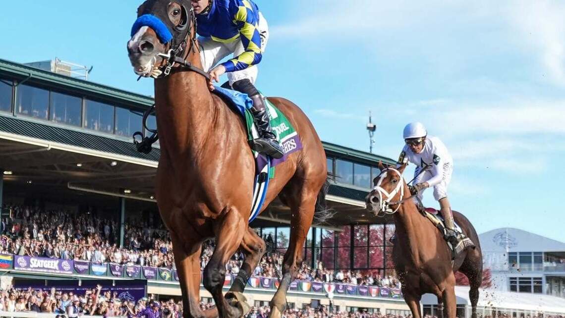 Hughes finds 'another gear,' wins Breeders' Cup Juvenile