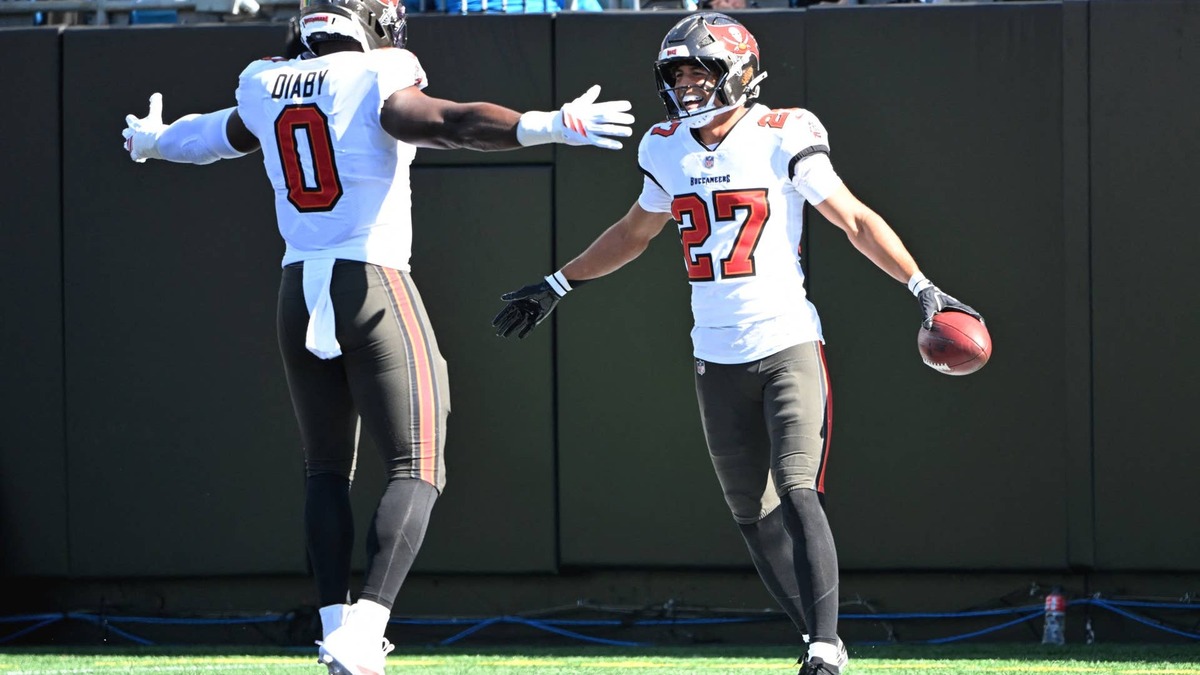 Buccaneers Could Cash In on Yaya Diaby Before the Deadline After His Three-Sack Day in Carolina