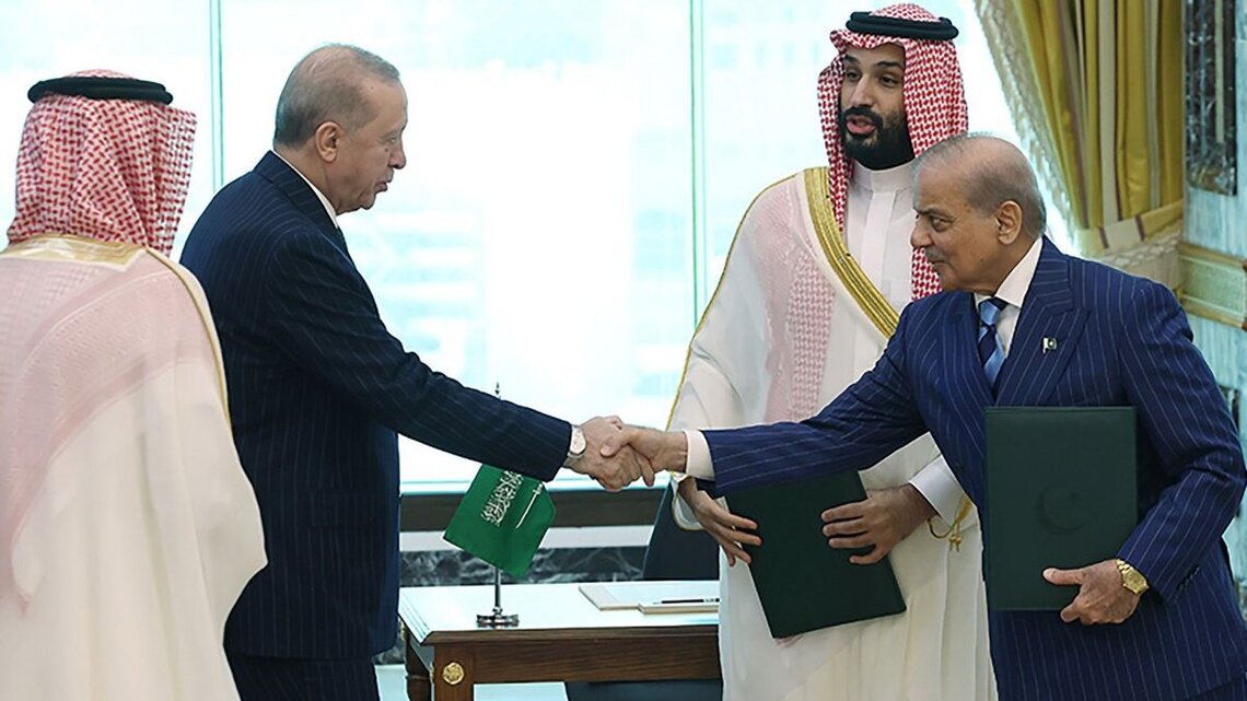 Turkey, Saudi Arabia, Pakistan enter new defense pact