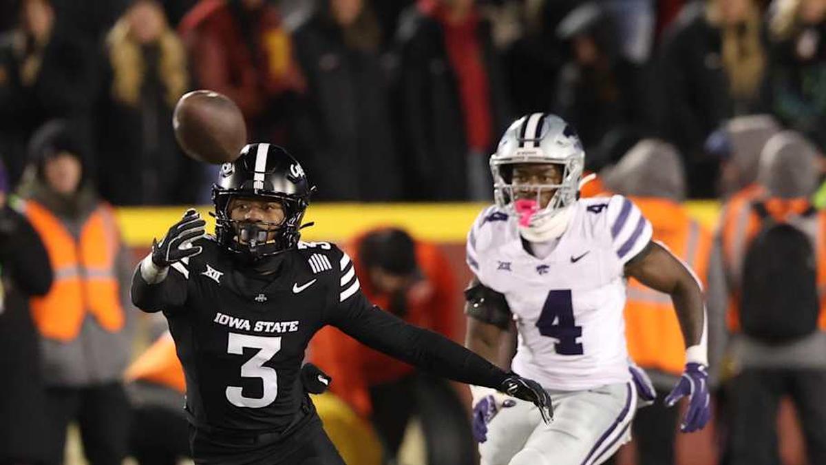  Nov 30, 2024; Ames, Iowa, USA; Iowa State Cyclones defensive back Jontez Williams (3) defends a pass intended for Kansas State Wildcats running back Joe Jackson (4) in the fourth quarter at Jack Trice Stadium. Mandatory Credit: Reese Strickland-Imagn Images | Reese Strickland-Imagn Images 