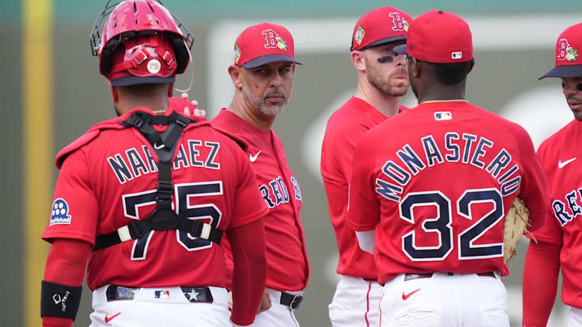  Alex Cora (center) was fired Saturday amid a 10–17 start to the 2026 season. | Jim Rassol-Imagn Images 