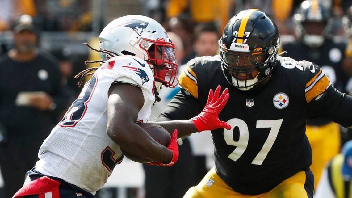 5 Storylines That Loom Large in Patriots vs. Steelers Matchup, Including Injured CB