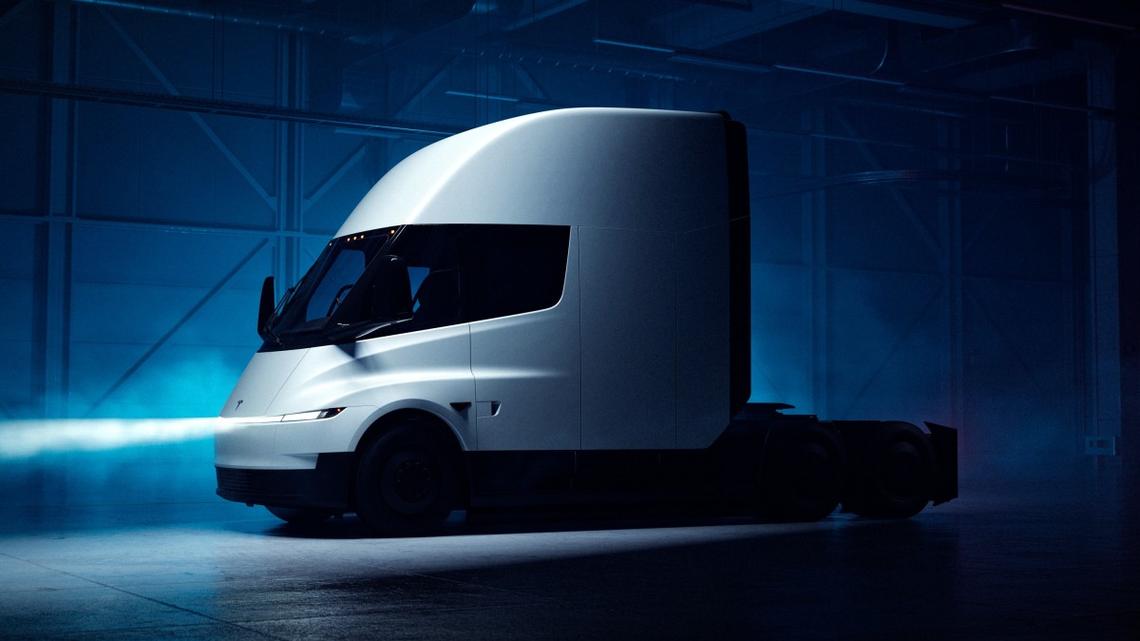 Tesla Semi Finally Enters Mass Production This Year With Final Specs Revealed 
