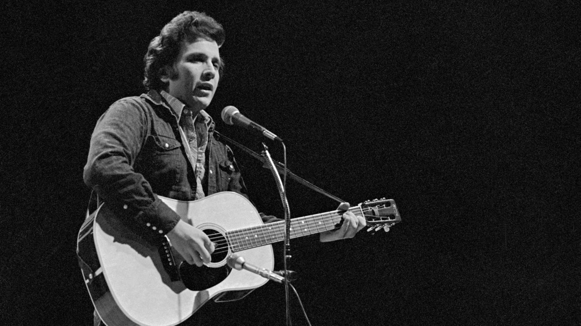 1971 Folk Rock Ballad About Ritchie Valens' Tragedy Still Gets Played at Celebrations 55 Years Later 