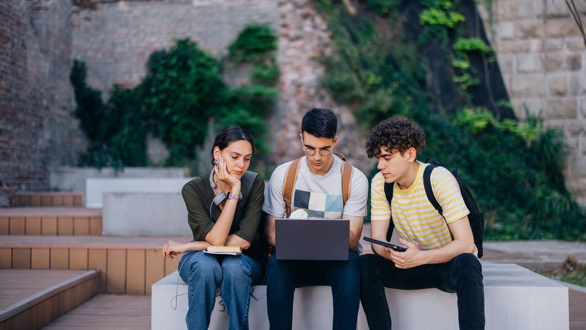  The SAVE plan ended, payment protections expired, and millions of student loan borrowers now face growing financial pressure and credit risks. 