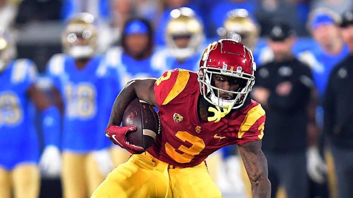 Nov 19, 2022; Pasadena, California, USA; Southern California Trojans wide receiver Jordan Addison (3) runs the ball against the UCLA Bruins during the first half at the Rose Bowl. Mandatory Credit: Gary A. Vasquez-Imagn Images | Gary A. Vasquez-Imagn Images 