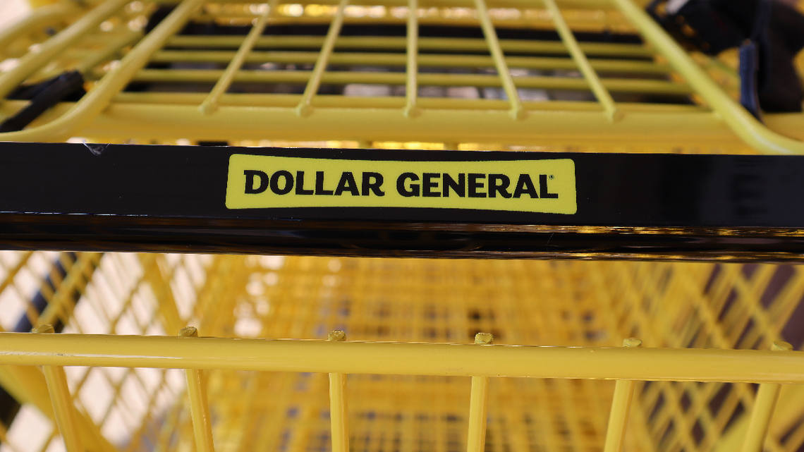 Dolly Parton's New $6 Drink Pitcher at Dollar General Looks Like a Gorgeous Vintage Find 