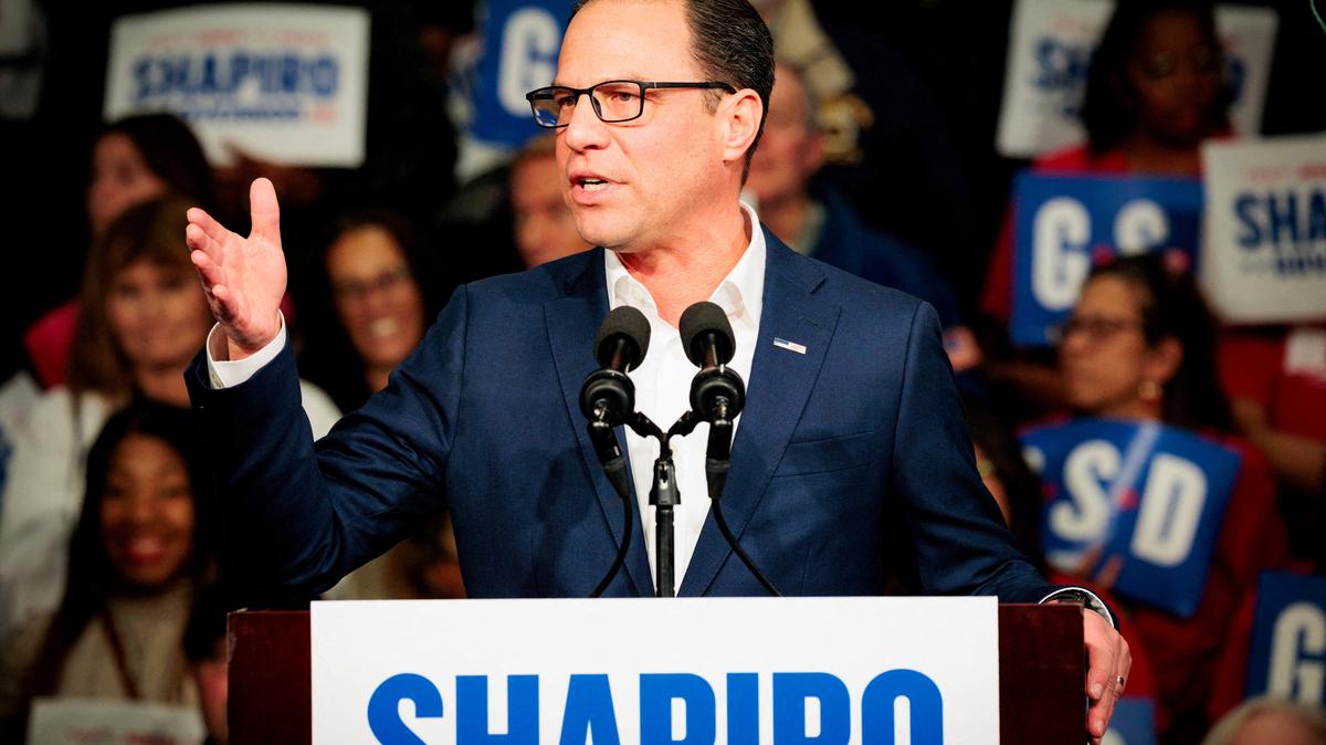 FILE PHOTO: Governor of Pennsylvania Josh Shapiro speaks during the Shapiro-Davis re-election campaign kickoff rally at The Alan Horwitz "Sixth Man" Center in Philadelphia, Pennsylvania, U.S. January 8, 2026.  REUTERS/Hannah Beier/File Photo