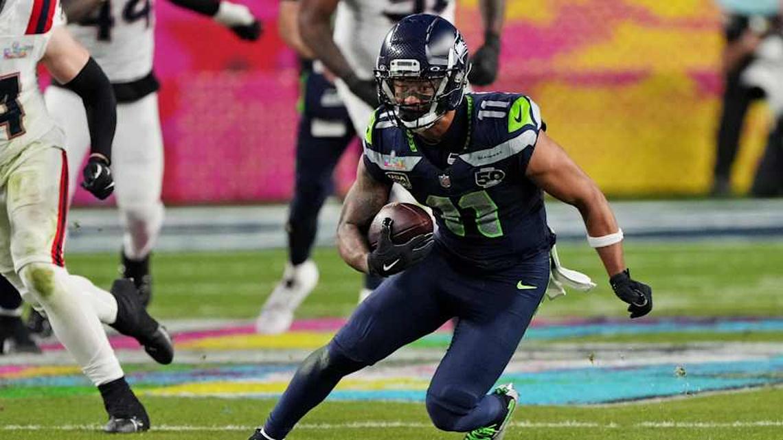  Seattle Seahawks wide receiver Jaxon Smith-Njigba (11) runs the ball during the third quarter against the New England Patriots in Super Bowl LX at Levi's Stadium. Mandatory Credit: Cary Edmondson-Imagn Images | Cary Edmondson-Imagn Images 