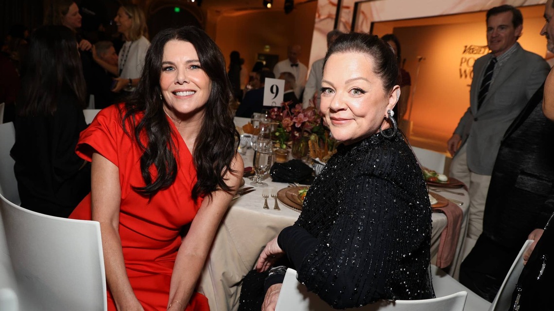 Lauren Graham and Melissa McCarthy Reunited 26 Years After 'Gilmore Girls' - And It's Like We Never Left Stars Hollow 