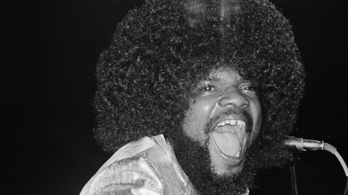 1973 No. 1 Hit by ‘The 5th Beatle' Became a Timeless Dance Song 