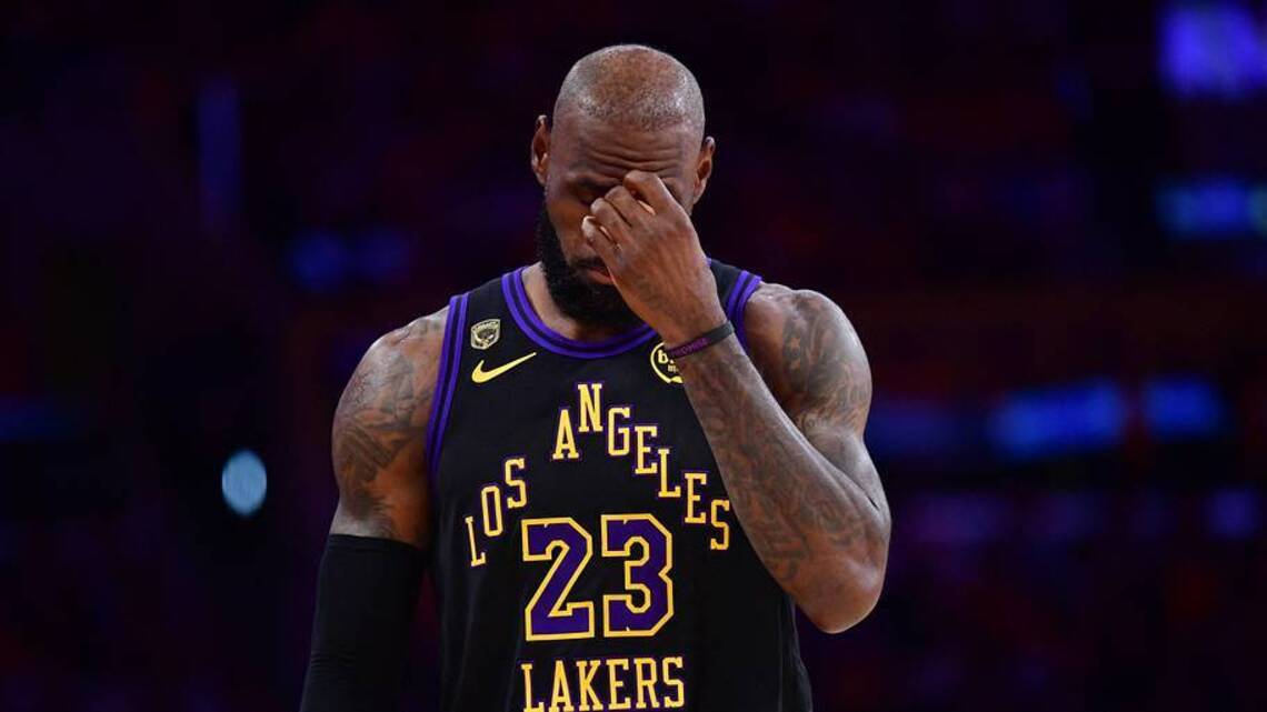 Why LeBron James Should Finish His Career with the Miami Heat