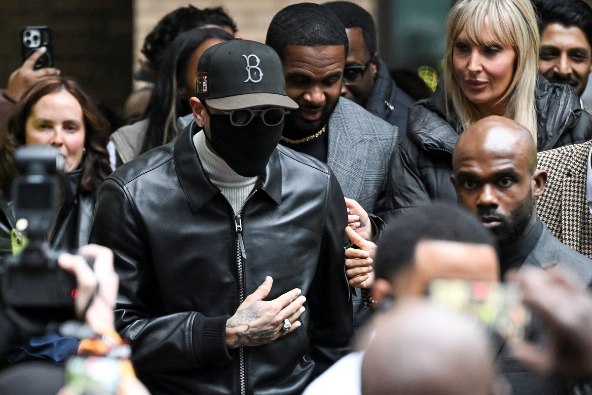 US singer Chris Brown spared jail for UK nightclub attack | Sacramento Bee
