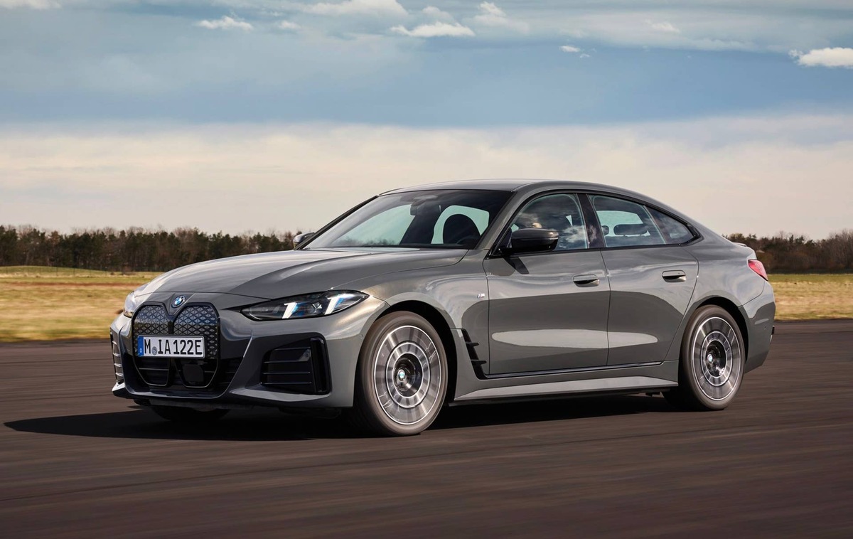  2026 BMW i4 BMW