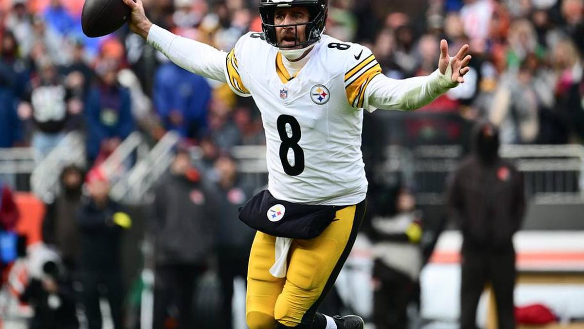  Aaron Rodgers signed a one-year contract with the Steelers this week. | Ken Blaze-Imagn Images 