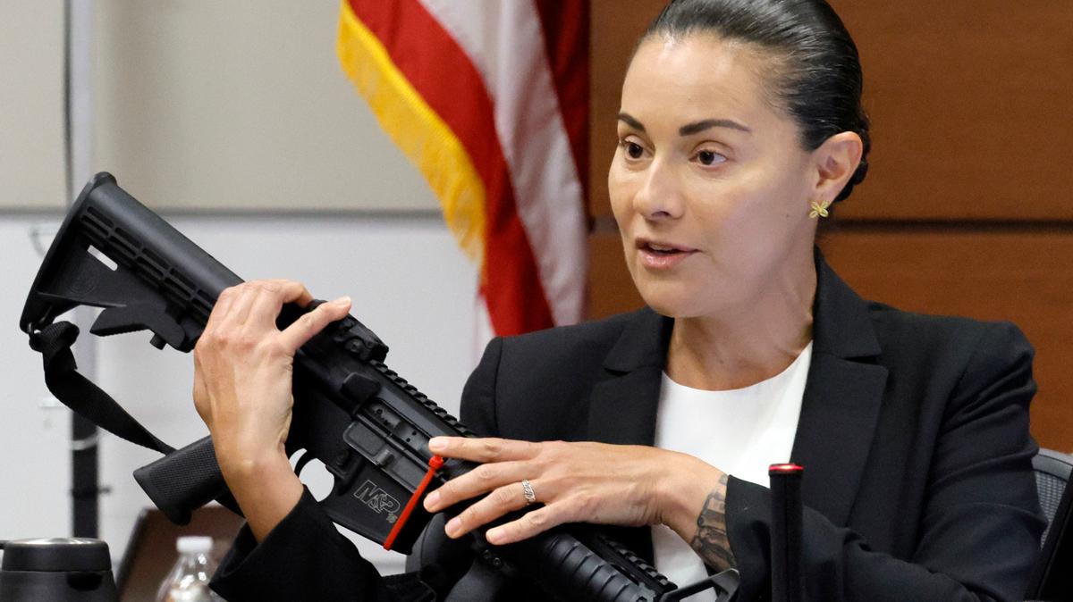 Broward Sheriff’s Office Sgt. Gloria Crespo testifies about the weapon used by Marjory Stoneman Douglas High School shooter Nikolas Cruz in the 2018 shootings, during the penalty phase of Cruz’s trial at the Broward County Courthouse in Fort Lauderdale, on Tuesday, Sept. 27, 2022. After the shooting, the Florida Legislature raised the minmum age to buy a long gun to 21. Lawmakers are now considering lowering the age back to 18.