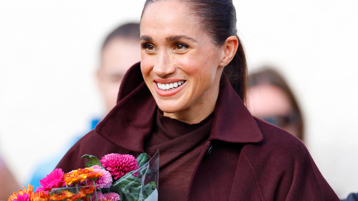 Bye, Beige! Copy Meghan Markle's Slimming Sweater Look for $13 