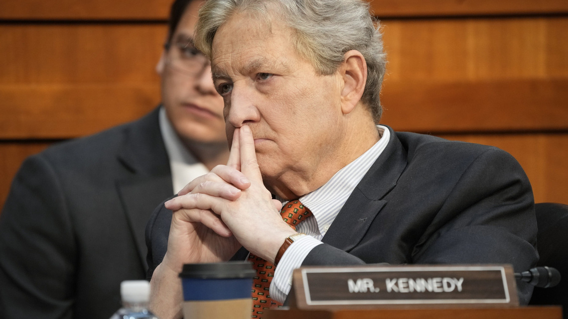GOP senator says buildings shouldn't be named after living politicians
