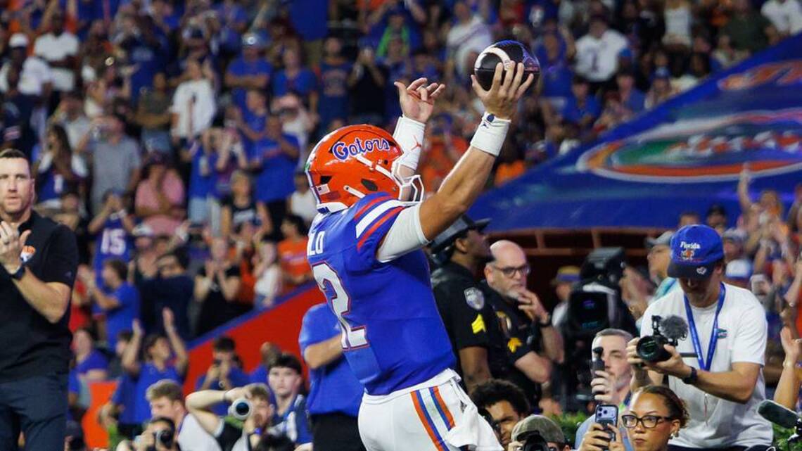 QB Philo Shines in Gators' Debut