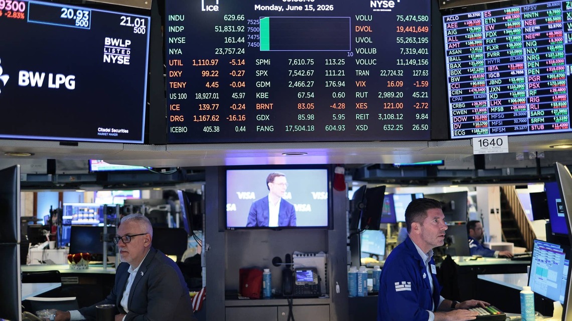 Wall Street expects ServiceNow stock to gain 52%, despite AI threat 
