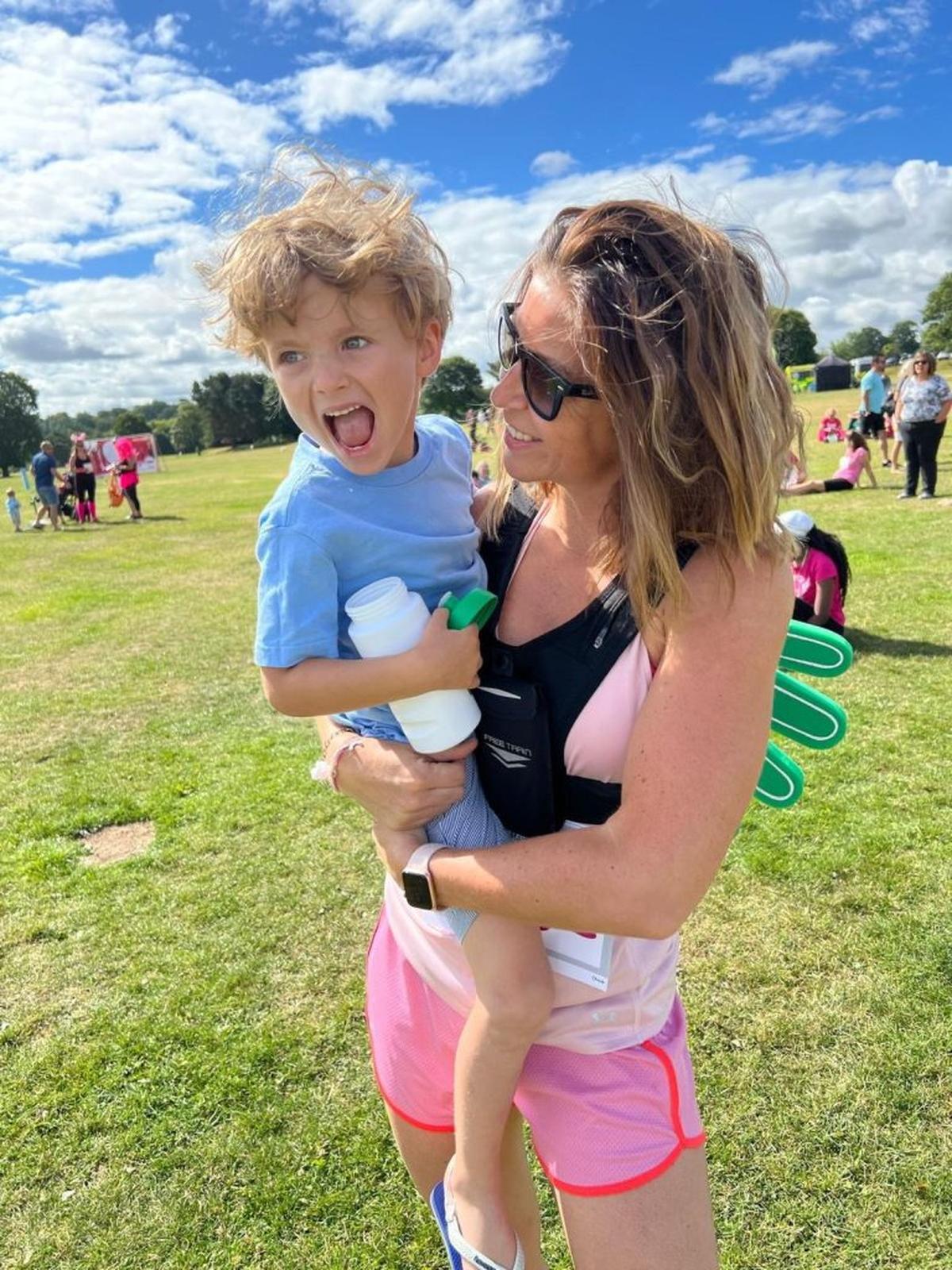 Selina Moss-Davies with her son Grayson. (Selina Moss-Davies via SWNS) 