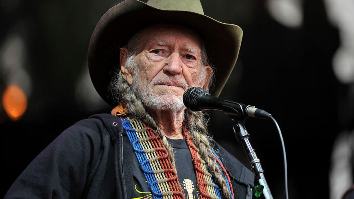 ‘80s No. 1 Heartfelt Hit Ranked Best Country Song That ‘Defined the Decade' 