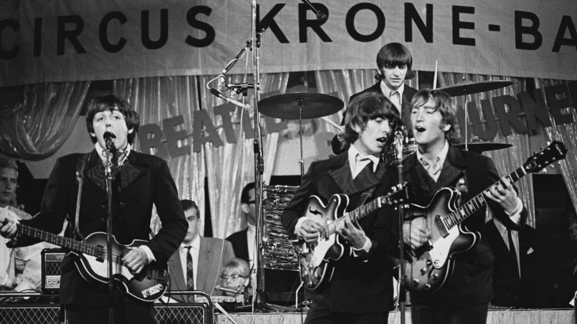64 Years Ago Today, This Member of The Beatles Married Cynthia Powell - Then Left to Play a Gig 