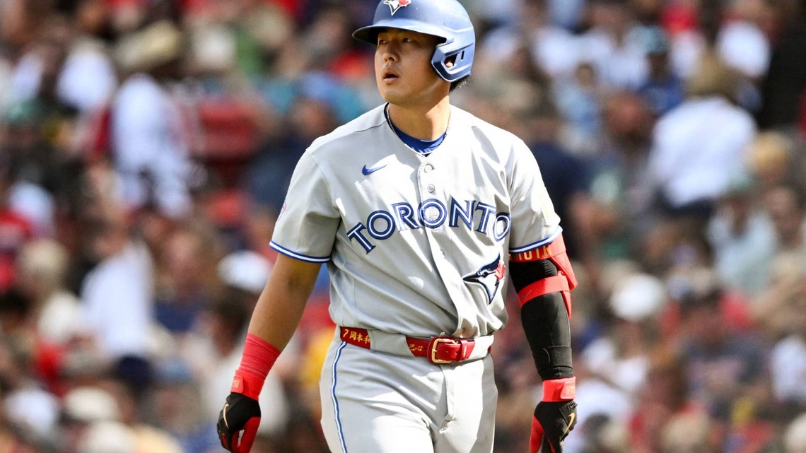 Blue Jays' John Schneider Sends Kazuma Okamoto Message After First-Ever Steal 