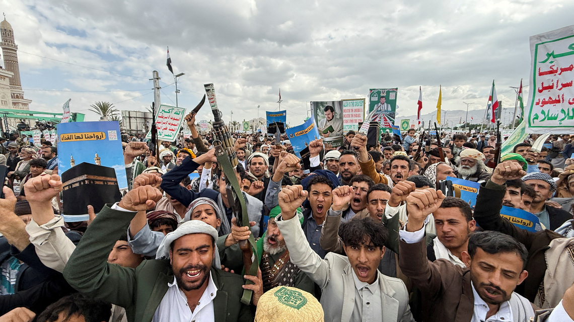 Saudis plan assault on Houthis to break Red Sea chokehold 