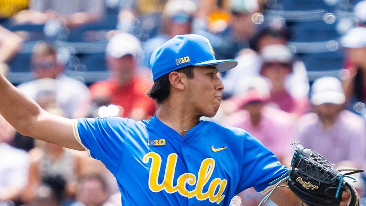  Jun 14, 2025; Omaha, Neb, USA; UCLA Bruins pitcher Wylan Moss (18) pitches during the fifth inning against the Murray State Racers at Charles Schwab Field. Mandatory Credit: Dylan Widger-Imagn Images | Dylan Widger-Imagn Images 
