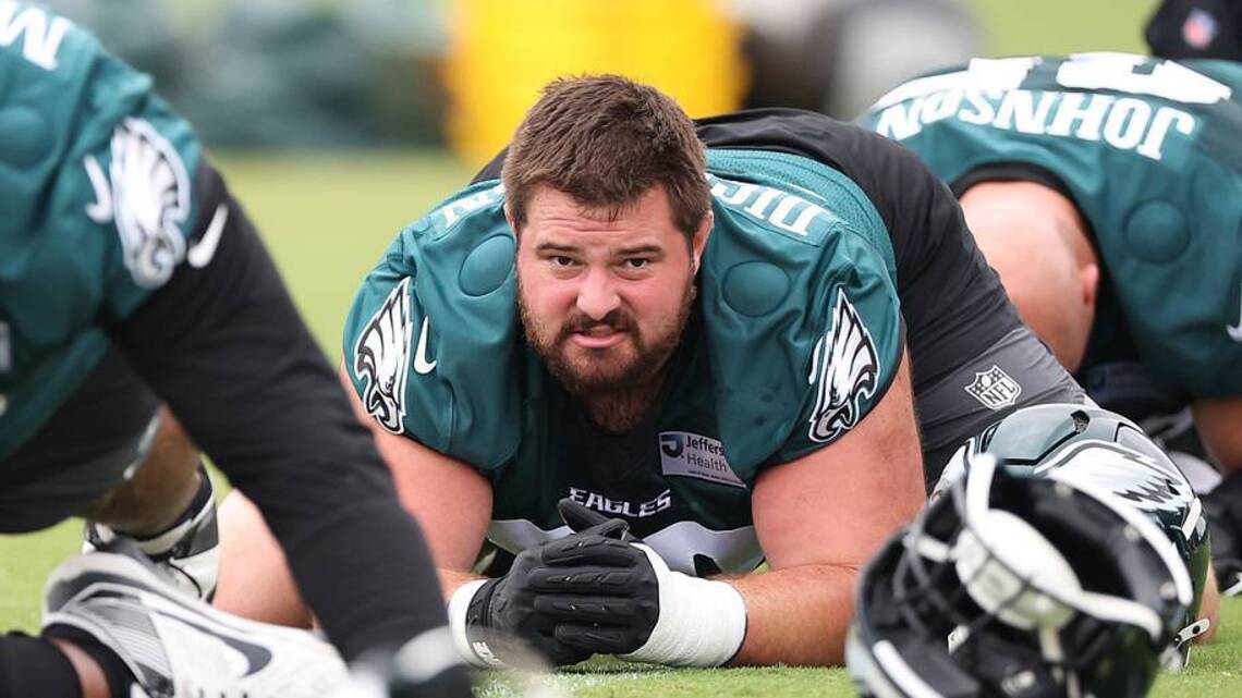 Eagles' Disaster Could Lead to Chargers' Blockbuster NFL Trade Deadline Gain