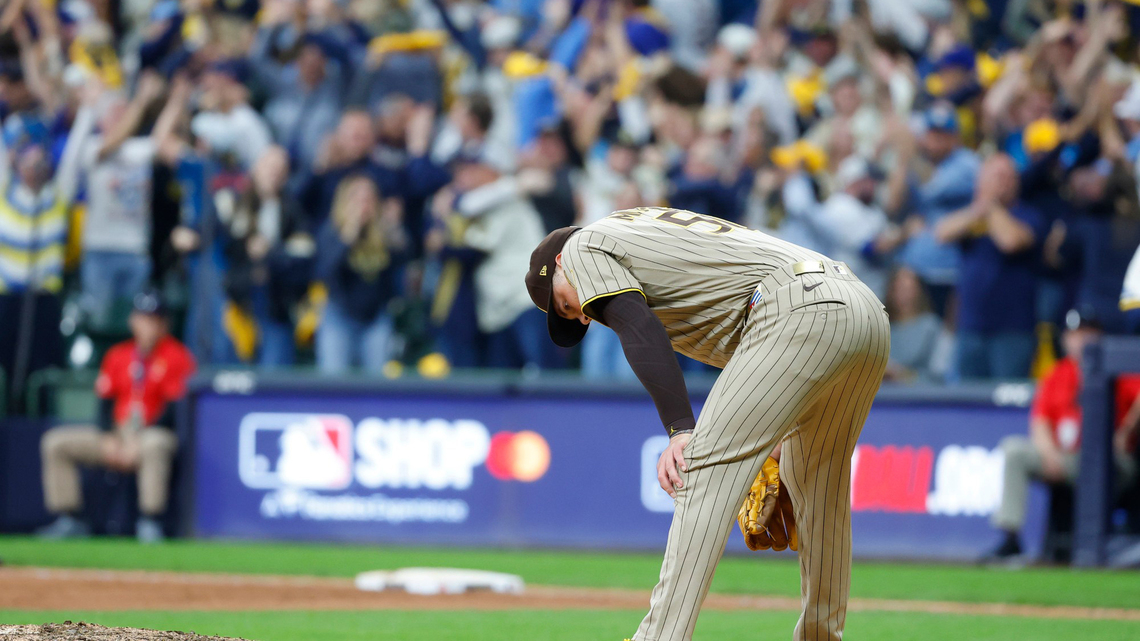 Brewers power way to victory vs. Padres in Game 1 of NLDS 