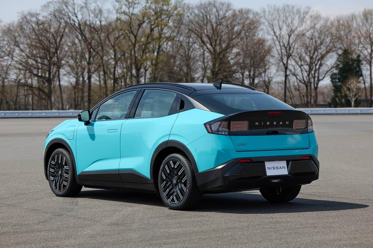  2026 Nissan Leaf Nissan