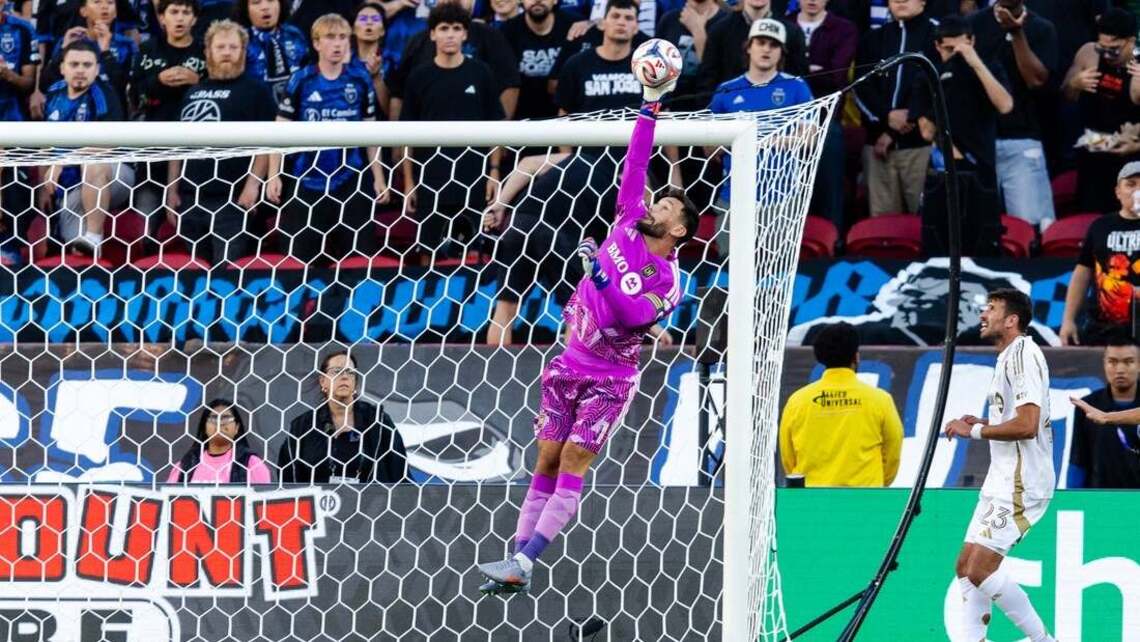 Under new coach, LAFC face tough task vs. first-place Vancouver 