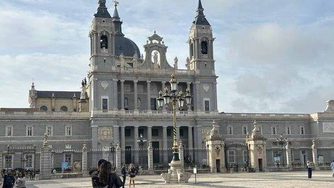 Slow Travel Near Madrid: Two Historic Escapes You Can't Miss 