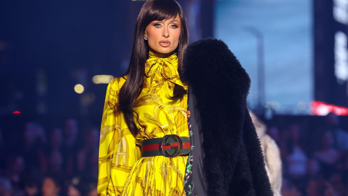 Paris Hilton Looks Unrecognizable With Brunette Bangs on Gucci Runway 