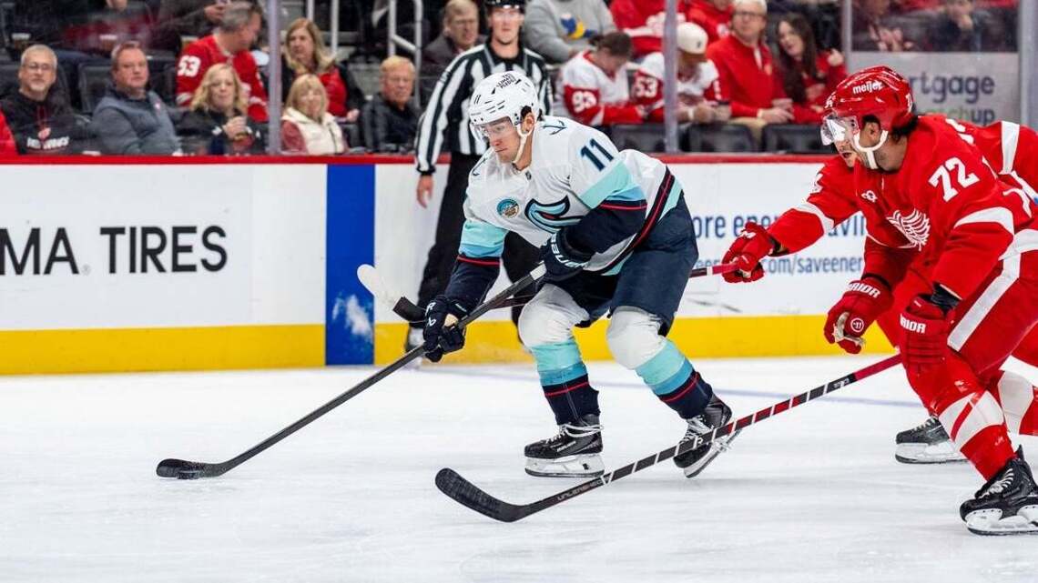 Frederick Gaudreau scores twice as Kraken separate from Red Wings