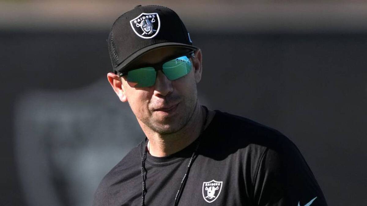  Jun 9, 2026; Henderson, NV, USA; Las Vegas Raiders coach Klint Kubiak during minicamp at Intermountain Health Performance Center. Mandatory Credit: Kirby Lee-Imagn Images | Kirby Lee-Imagn Images 