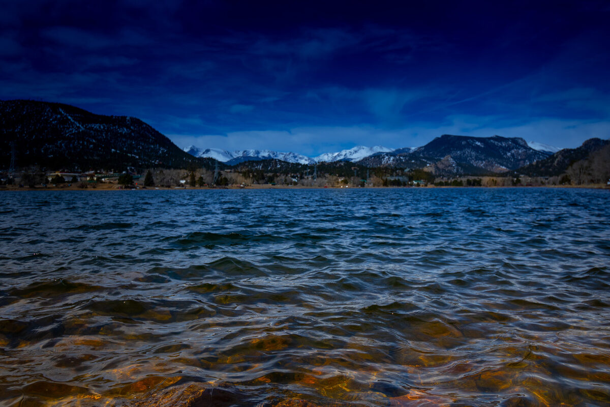  View of Lake Estes. Photo: Visit Estes Park/ Megan Maitland 