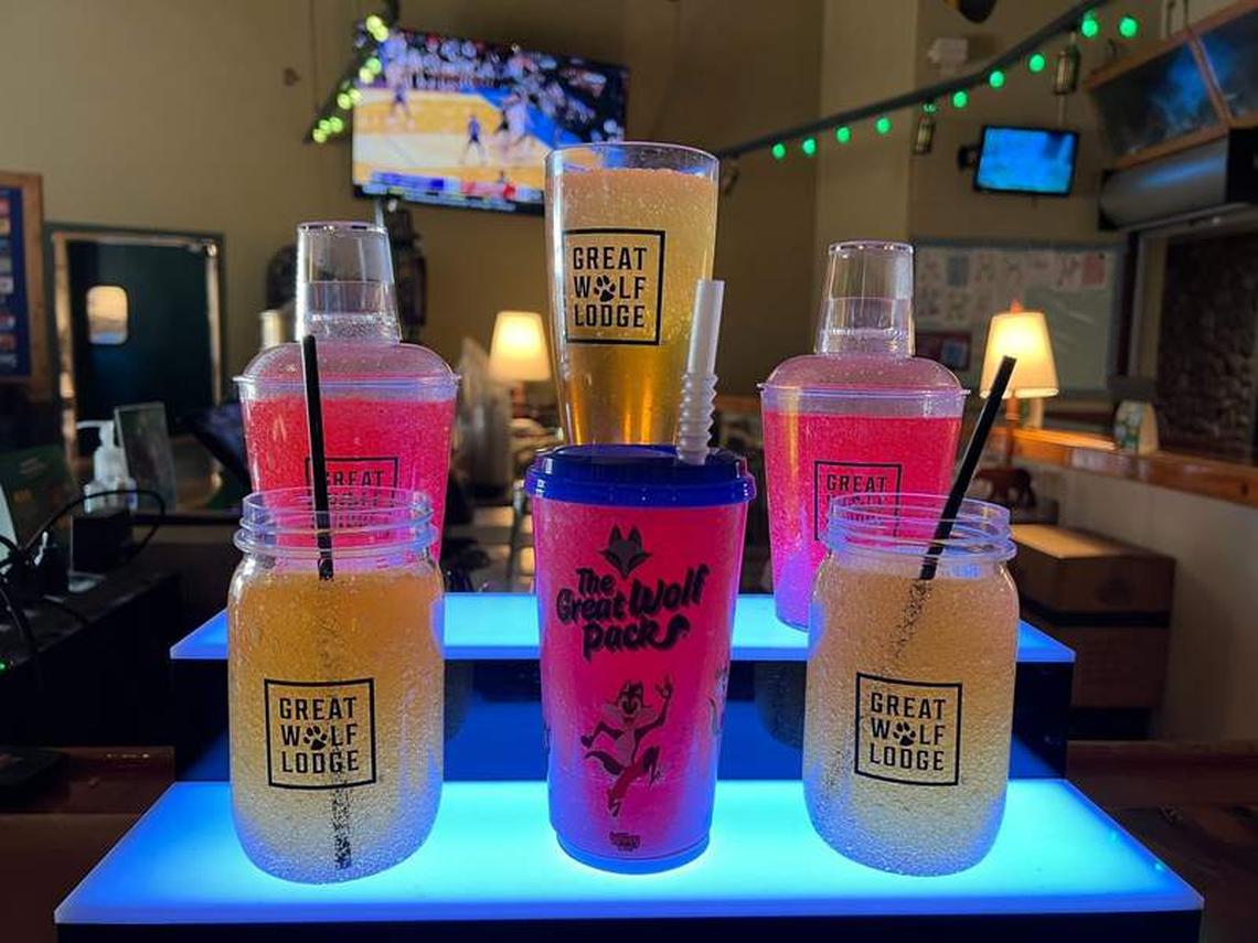  Specialty drinks at Gitchigoomie Grill. Photo credit: Karyn Locke 