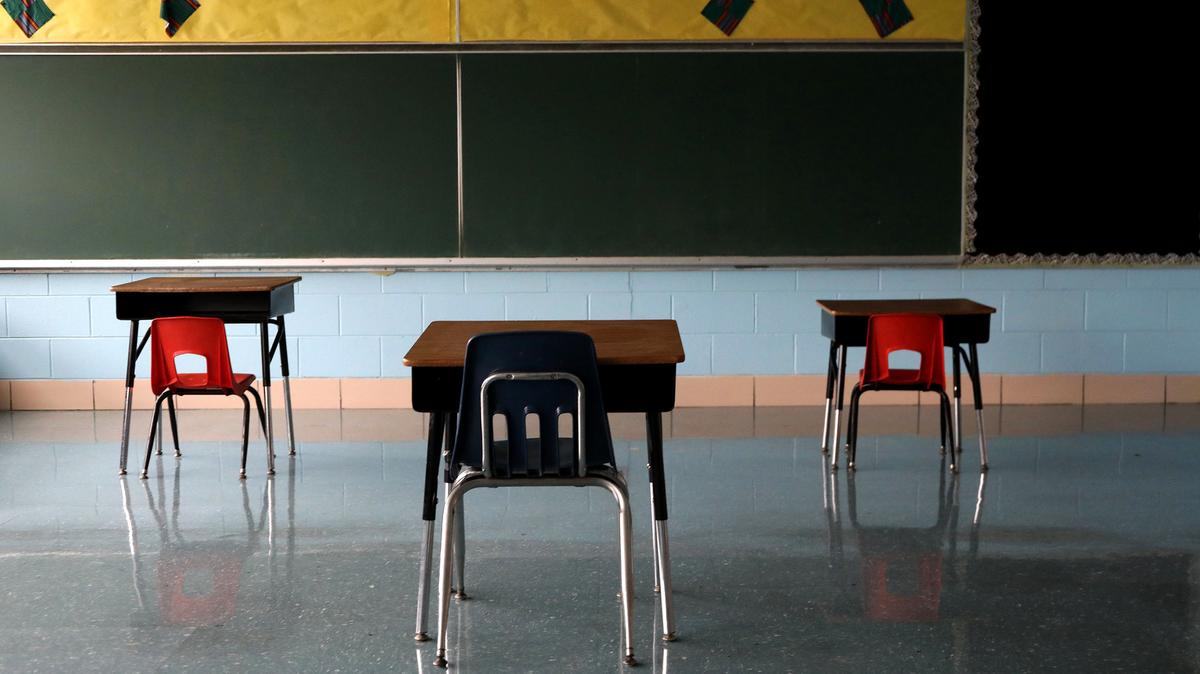 A classroom sits empty at King Elementary on the first day of school for Chicago Public Schools, Sept. 8, 2020. No students were in school as they doing remote learning. (Antonio Perez/Chicago Tribune/TNS)