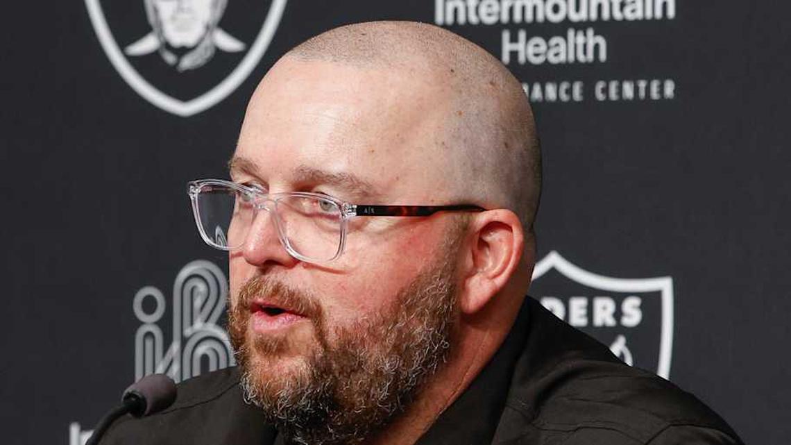  Raiders AGM Brian Stark | Darrell Craig Harris, On SI 