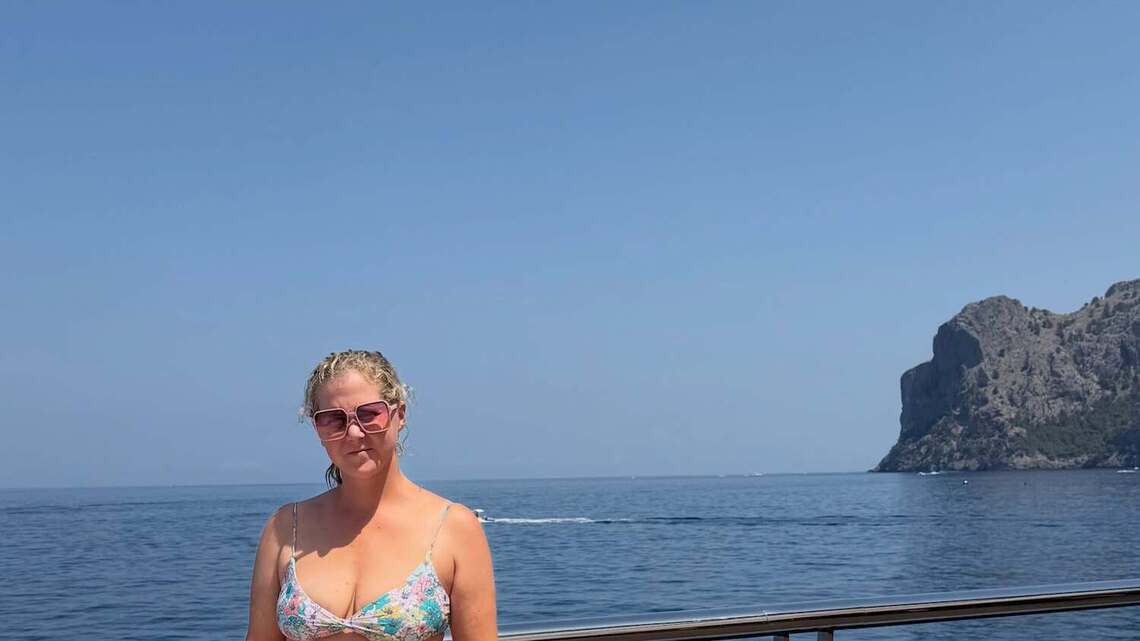 Amy Schumer Flaunts Continued GLP-1 Weight Loss in Bikini: 'No Filter' 