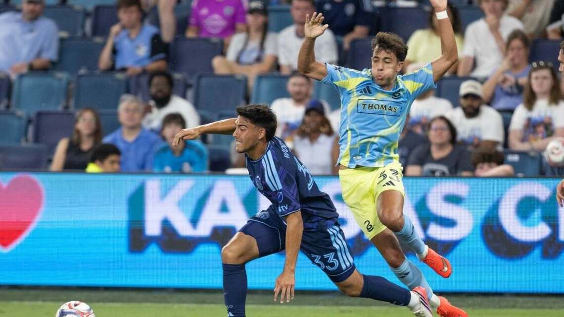 Union tally 4 goals in 9-minute second half span, rally past Sporting KC  